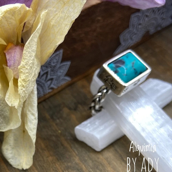 Alquimia by Ady Silver and Turquoise Ring - Picture 2 of 10